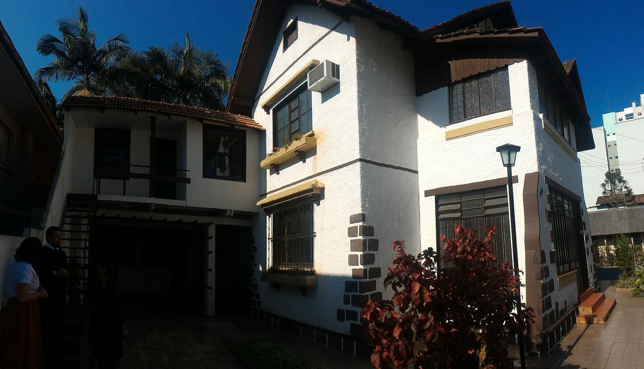 Hostel Rota Do Vale Blumenau Bagian luar foto